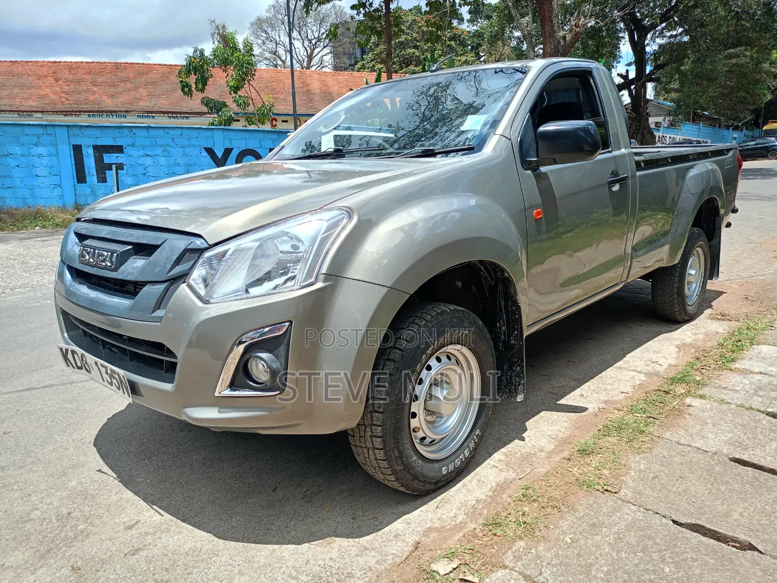 Isuzu D-MAX 2021 Brown