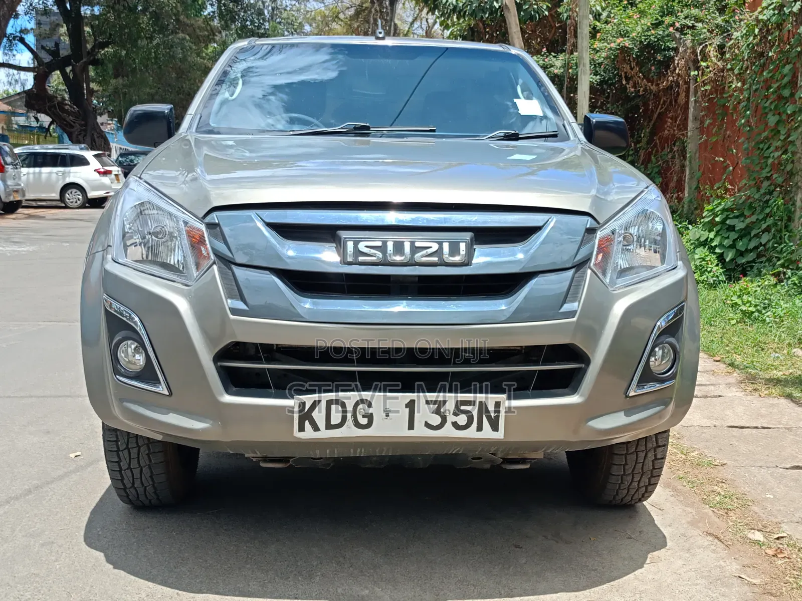 Isuzu D-MAX 2021 Brown