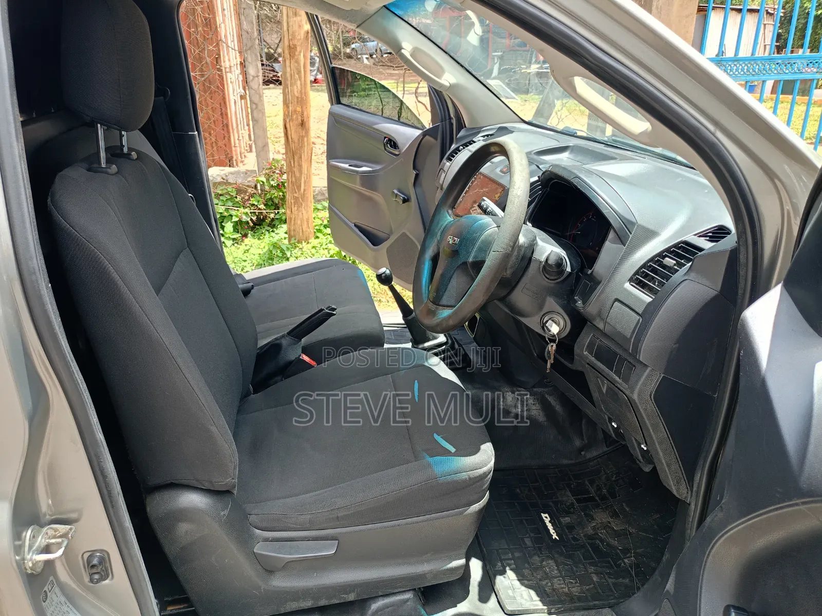 Isuzu D-MAX 2021 Brown