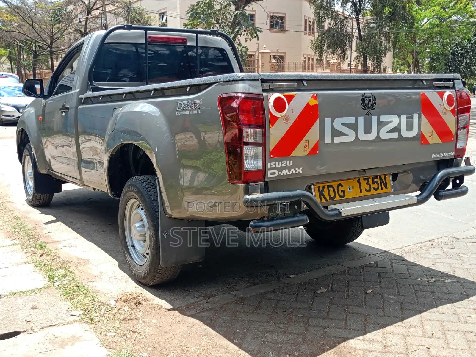 Isuzu D-MAX 2021 Brown