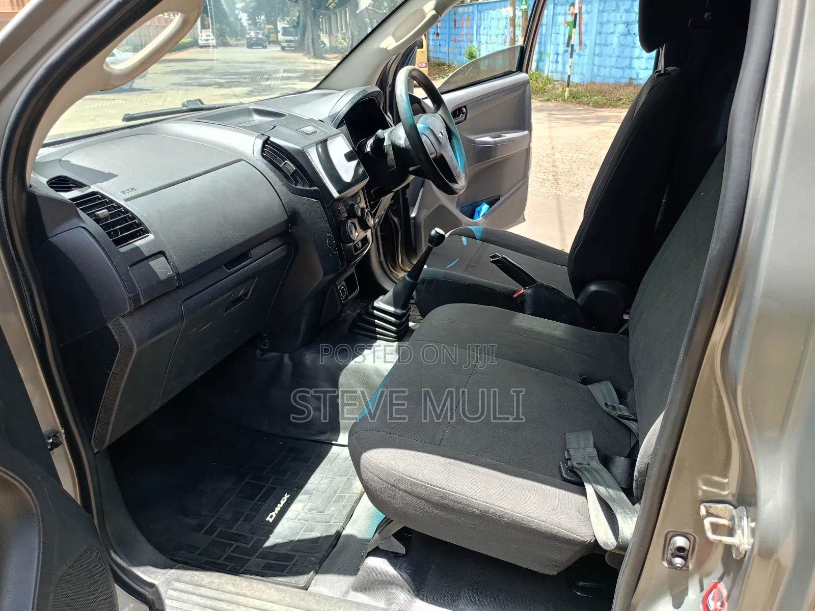 Isuzu D-MAX 2021 Brown