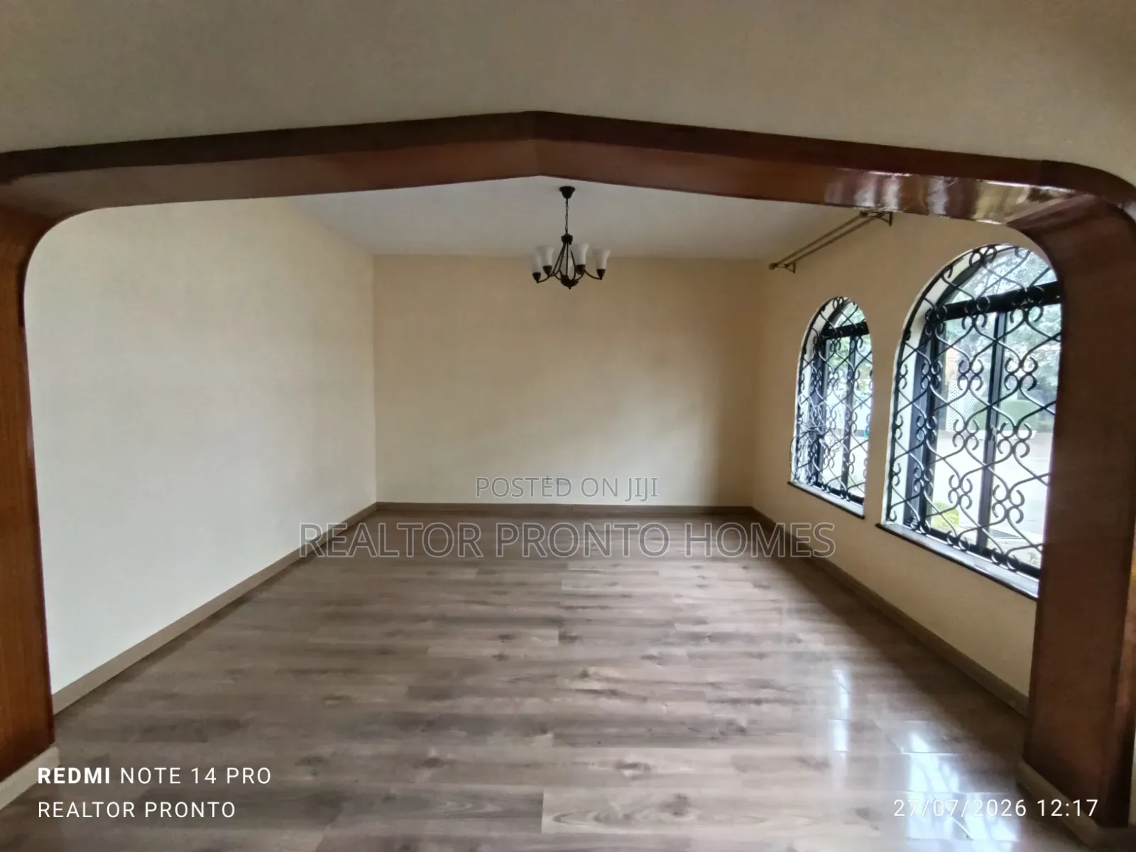 5bdrm Townhouse / Terrace in Kilimani, State House Area for rent