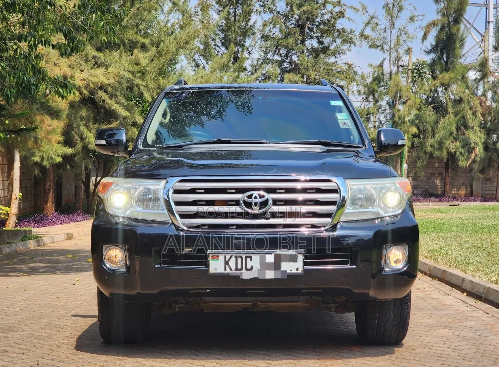 Toyota Land Cruiser 4.5 V8 VXR 2013 Black