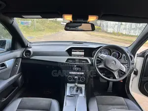 Mercedes-Benz C200 2014 White