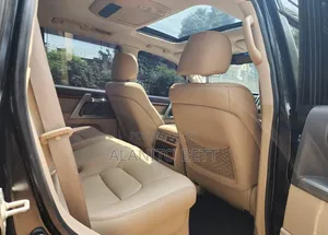 Toyota Land Cruiser 4.5 V8 VXR 2013 Black