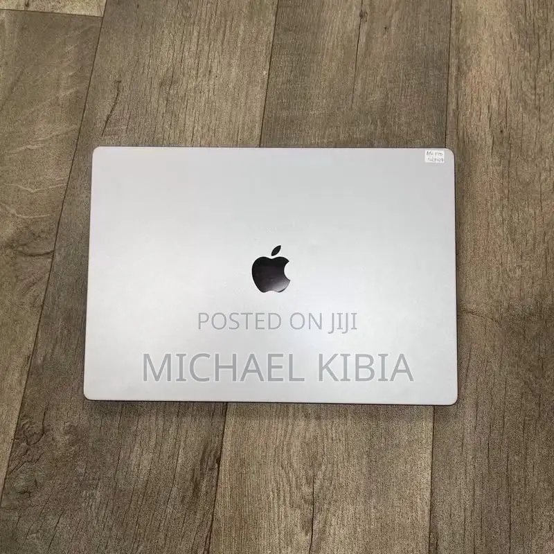Laptop Apple MacBook Pro 2023 M2 Pro 16GB Apple M2 SSD 512GB