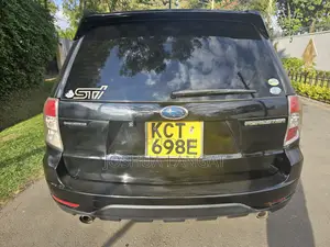 Subaru Forester 2011 Black