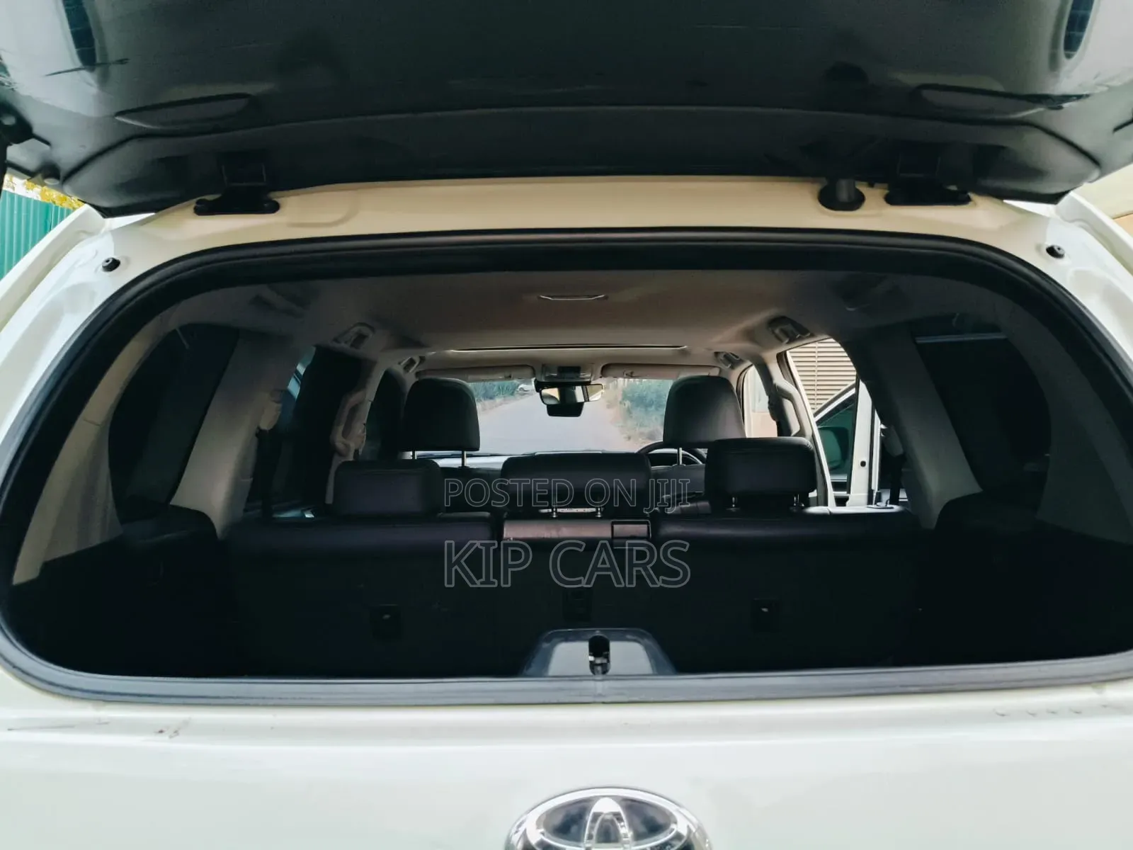 Toyota Land Cruiser Prado 2018 Pearl