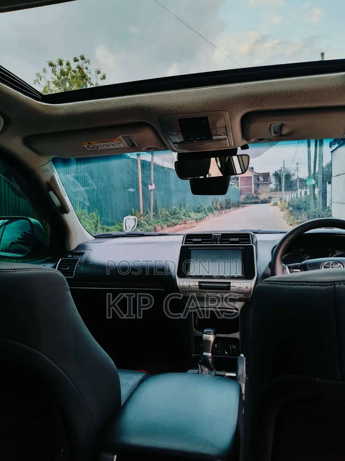 Toyota Land Cruiser Prado 2018 Pearl