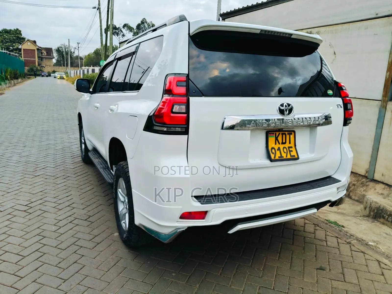 Toyota Land Cruiser Prado 2018 Pearl