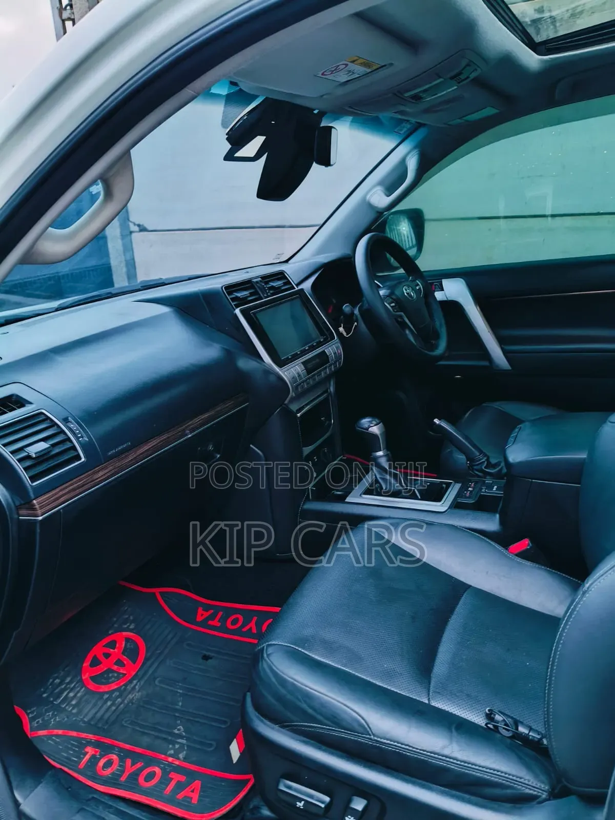 Toyota Land Cruiser Prado 2018 Pearl