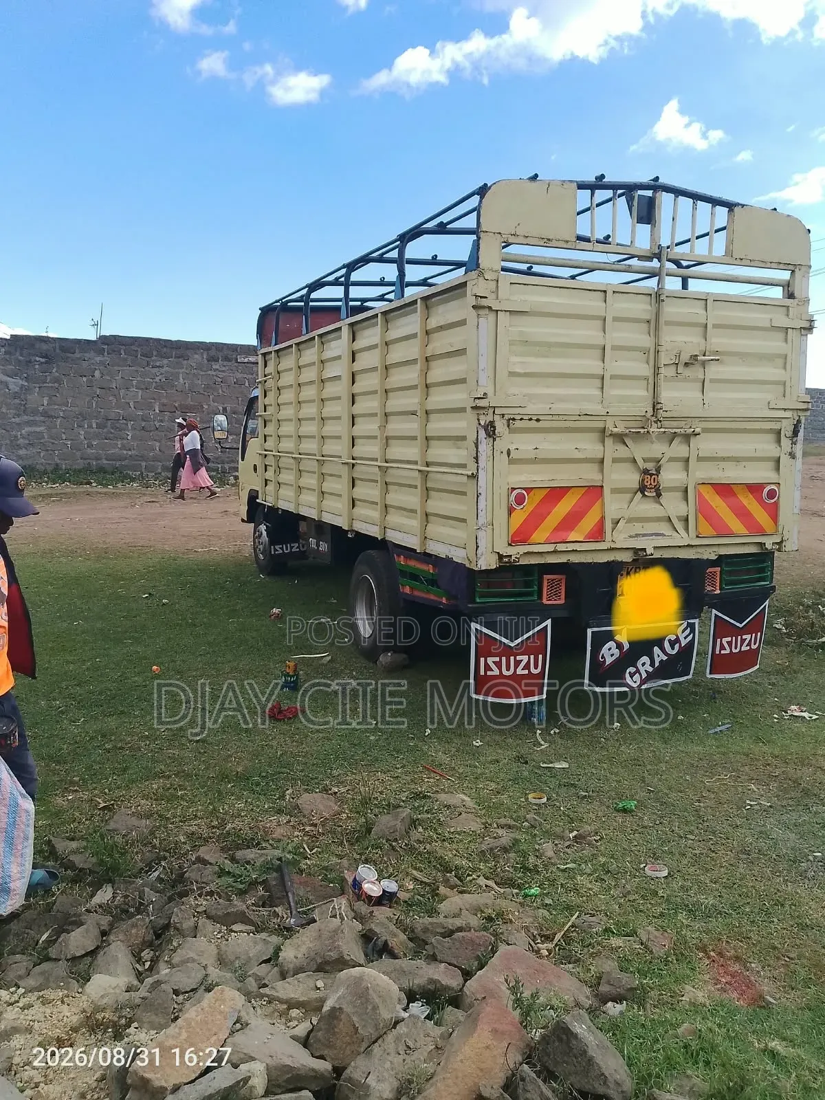 Isuzu Lorry