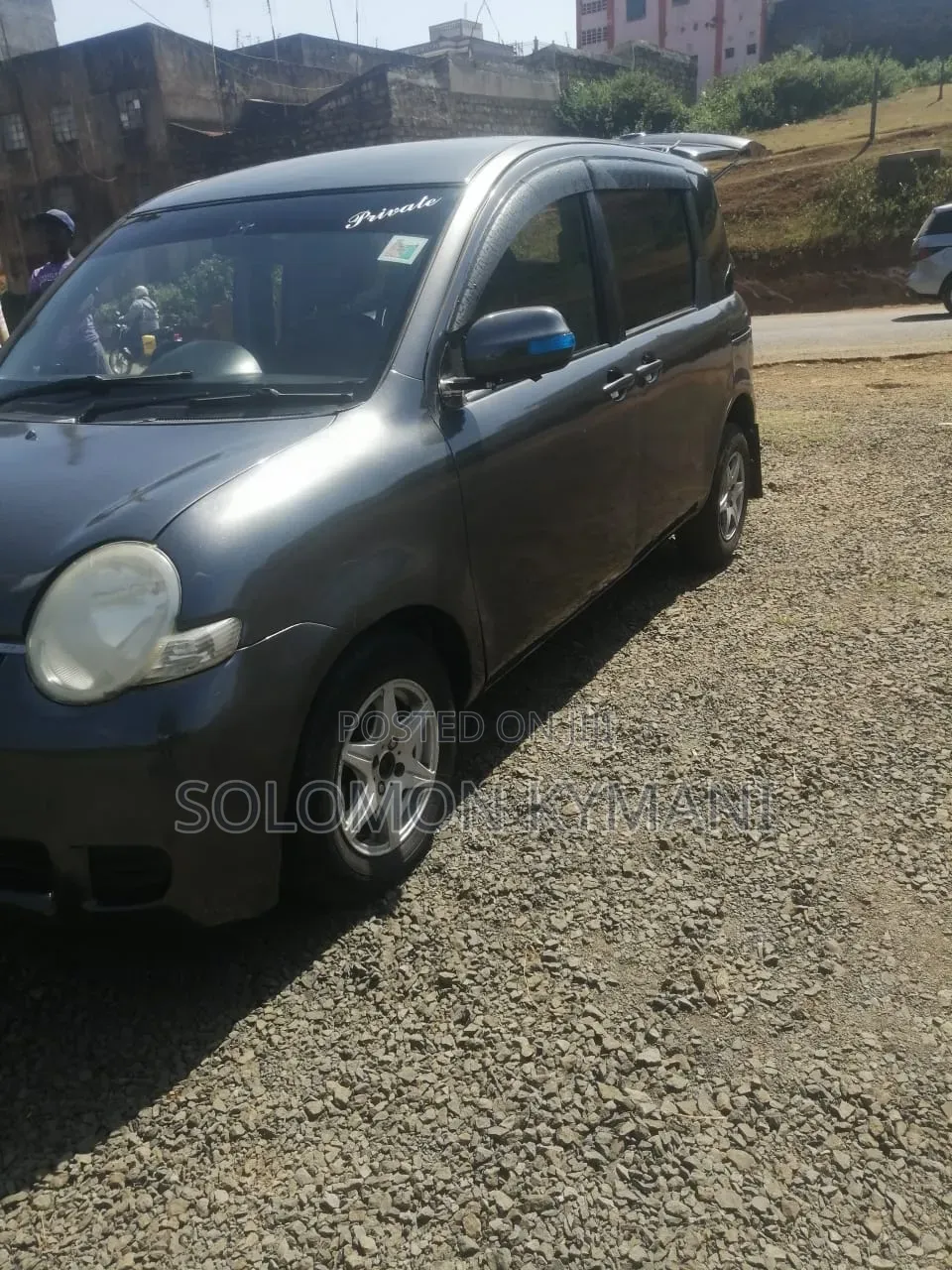 Toyota Sienta 2010 Gray