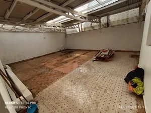 Commercial 6 Bedrooms House for Office Use