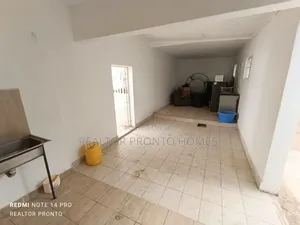Commercial 6 Bedrooms House for Office Use
