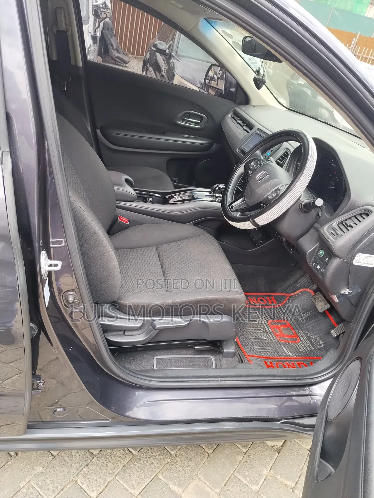 Honda Vezel 2018 Black