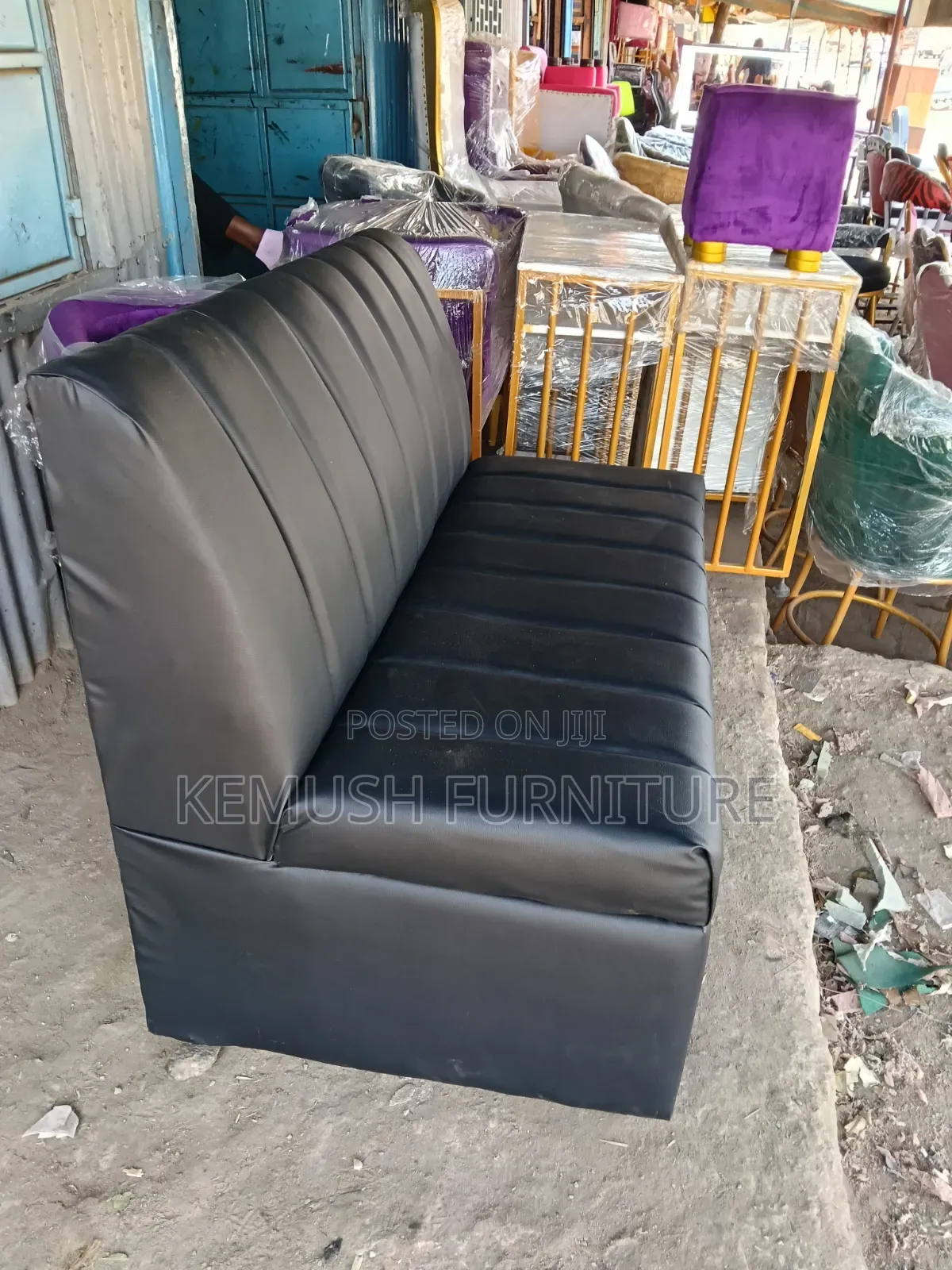 5 Fit Coach in Black Colour