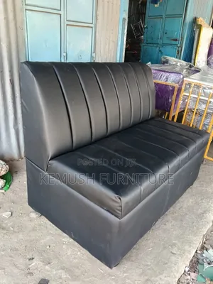 5 Fit Coach in Black Colour