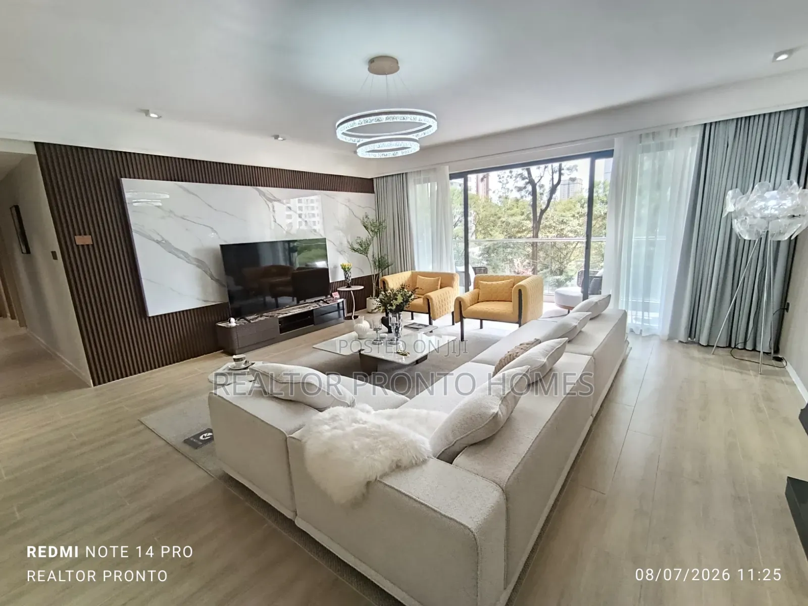 5bdrm Apartment in Kilimani, Hurlingham for sale