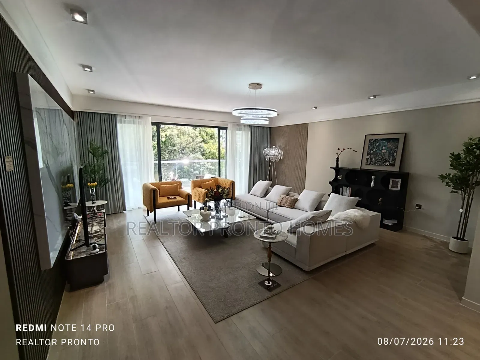 5bdrm Apartment in Kilimani, Hurlingham for sale
