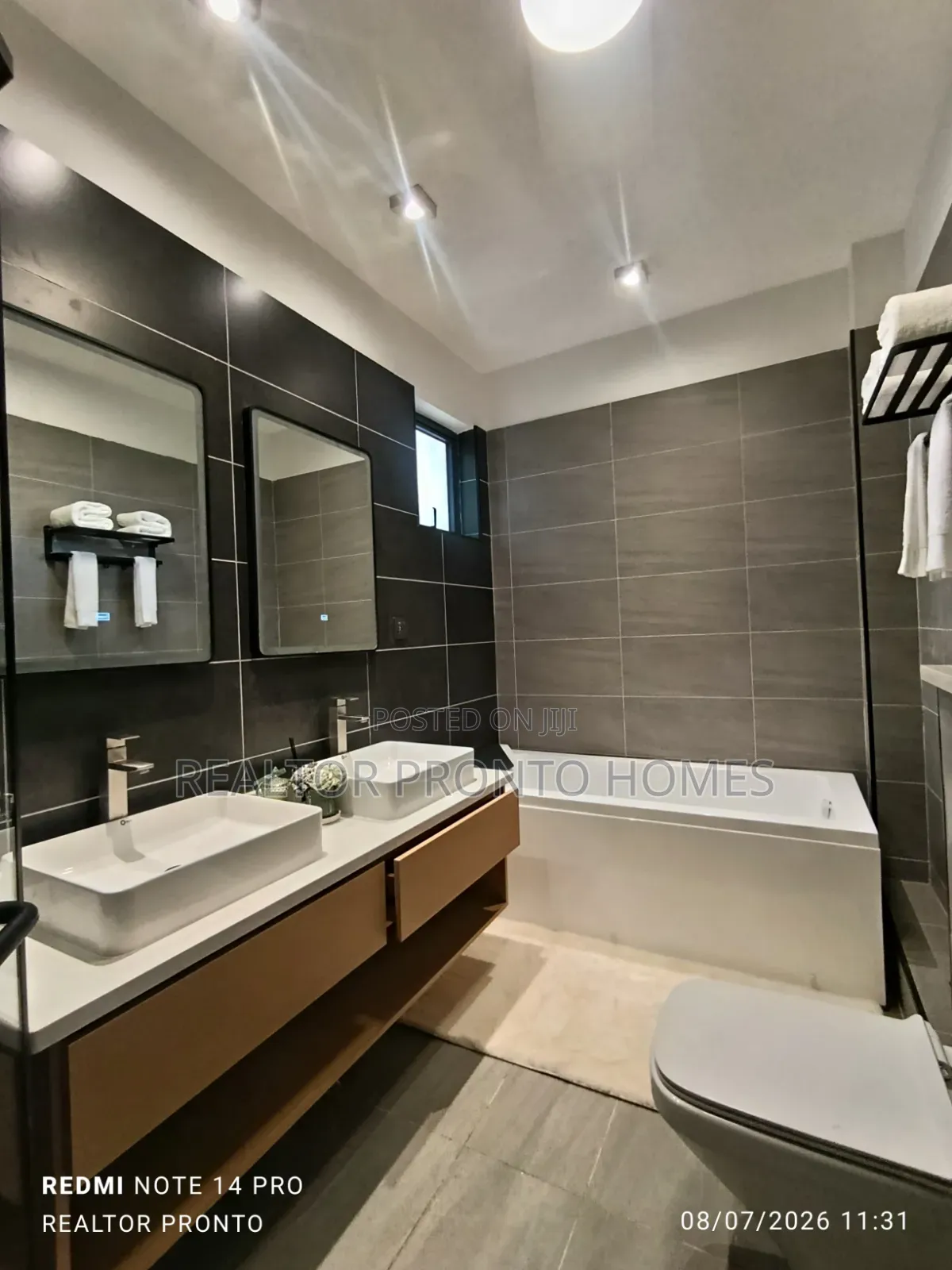 5bdrm Apartment in Kilimani, Hurlingham for sale