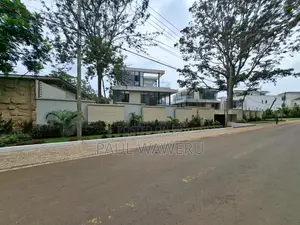 6bdrm Villa in Maziwa for sale