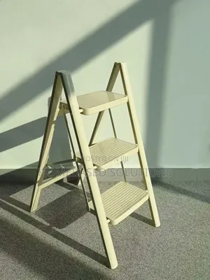Metallic 3 Steps Ladder