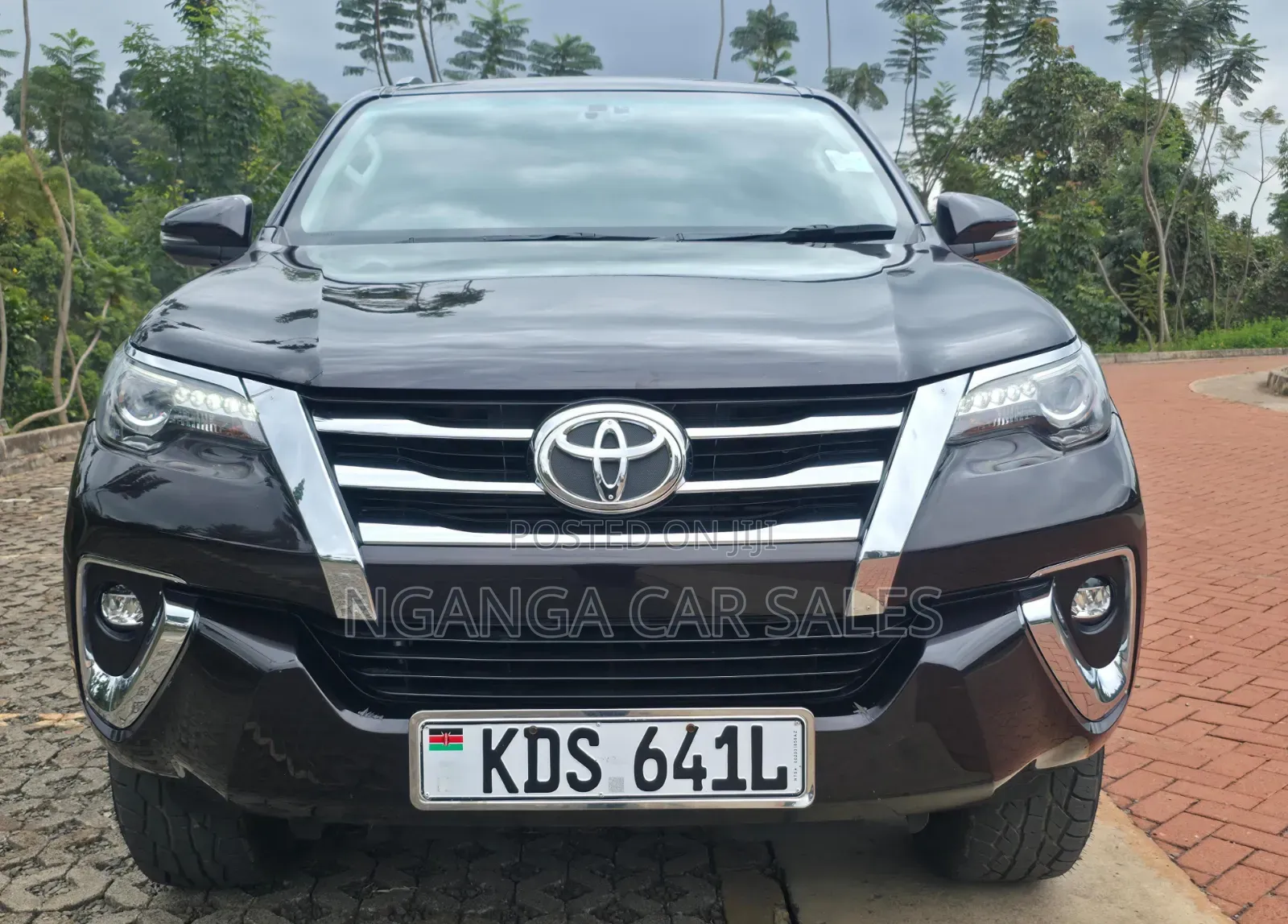 Toyota Fortuner 2018 Black