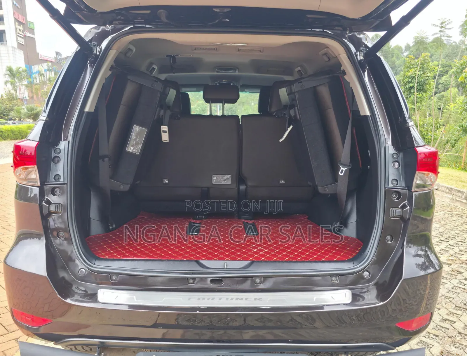 Toyota Fortuner 2018 Black