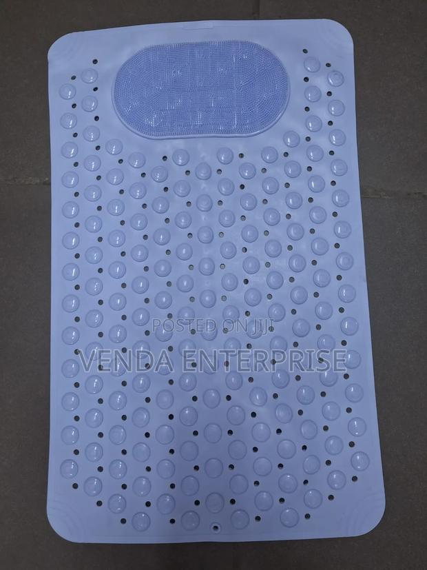 Bathroom Mat - thumbnail 2