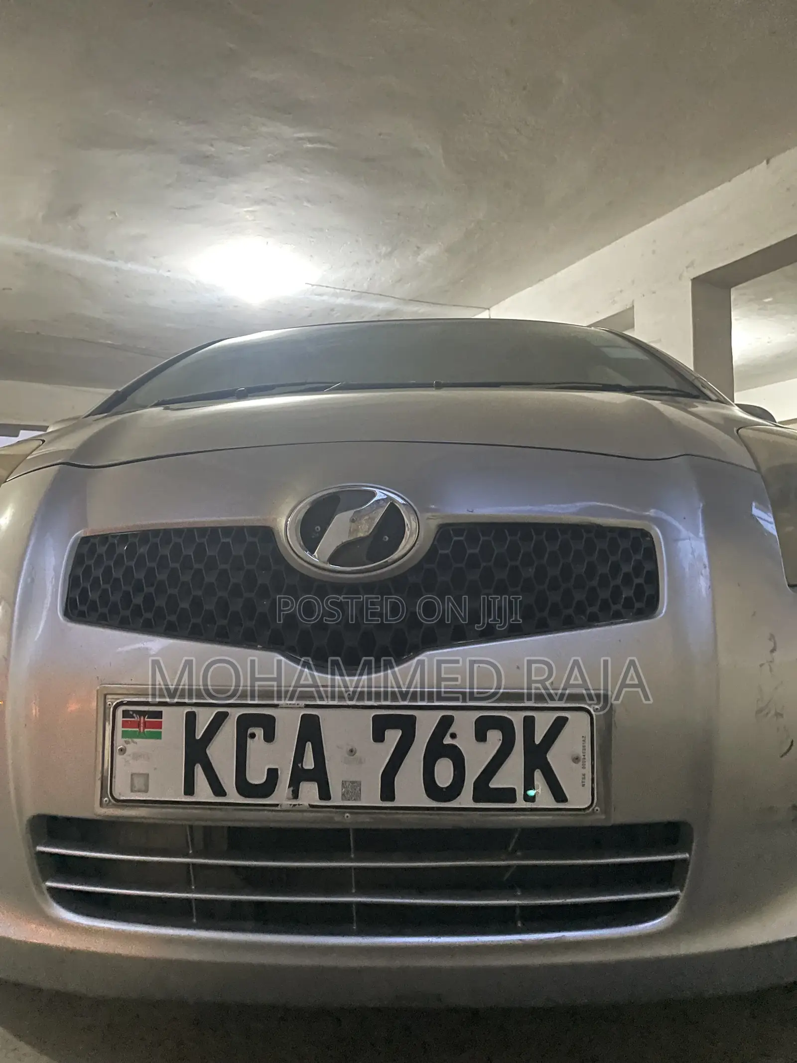 Toyota Vitz 2007 Silver