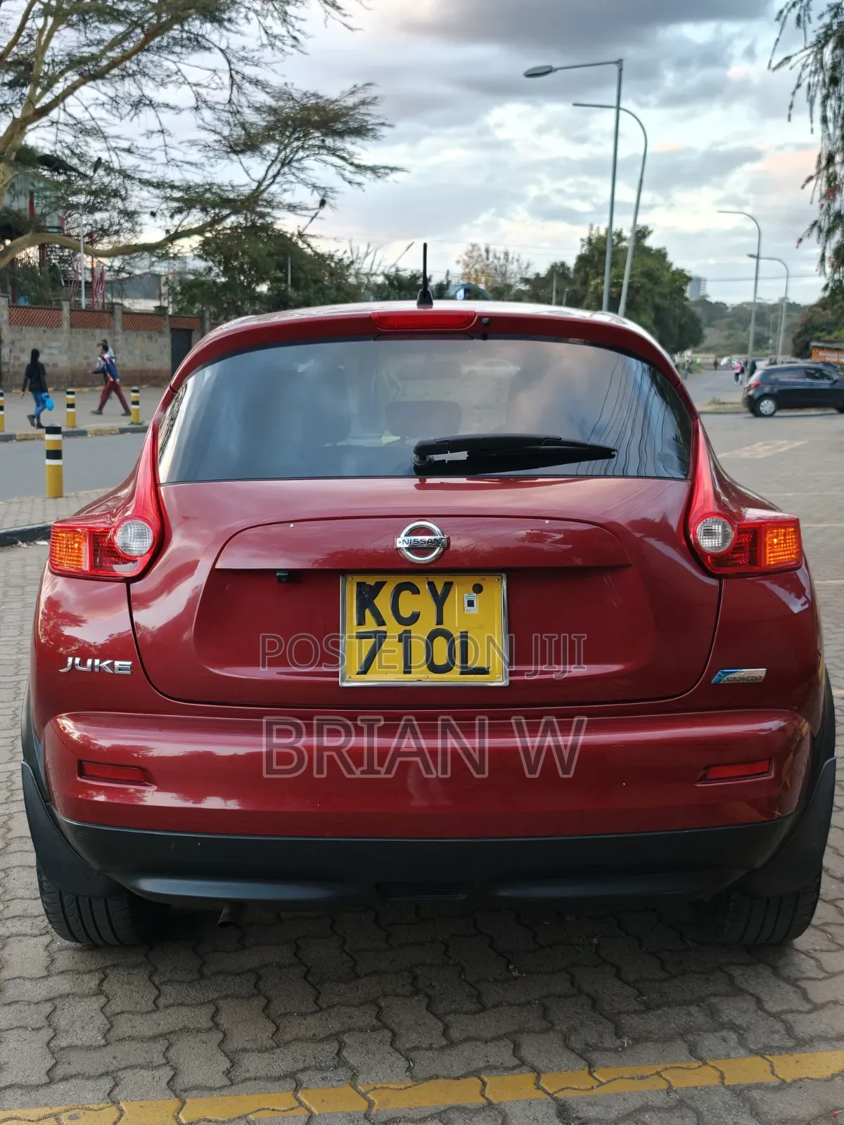 Nissan Juke 2012 Red