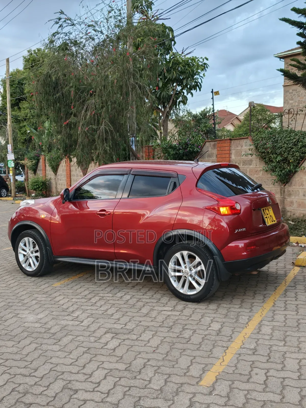 Nissan Juke 2012 Red