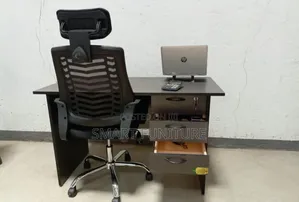 EXECUTIVE OFFICE CHAIR - Office Desk Gray