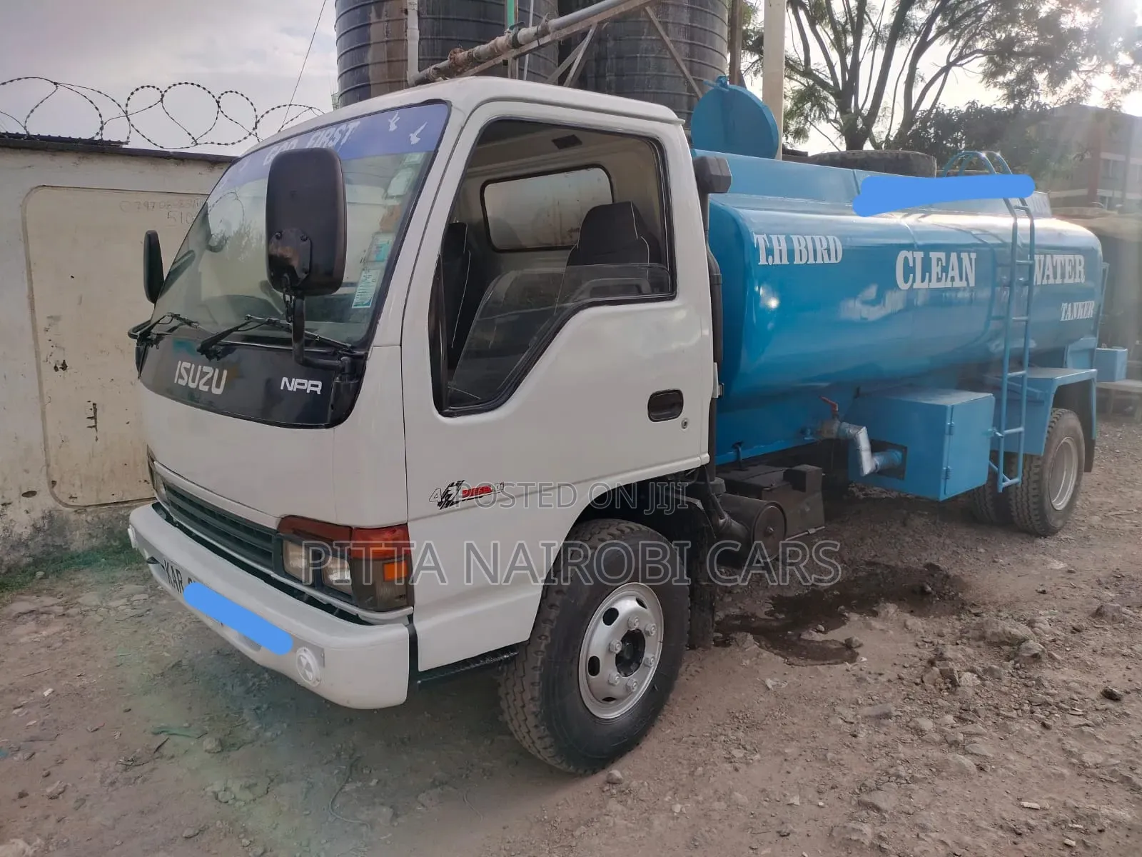 Isuzu NQR Local