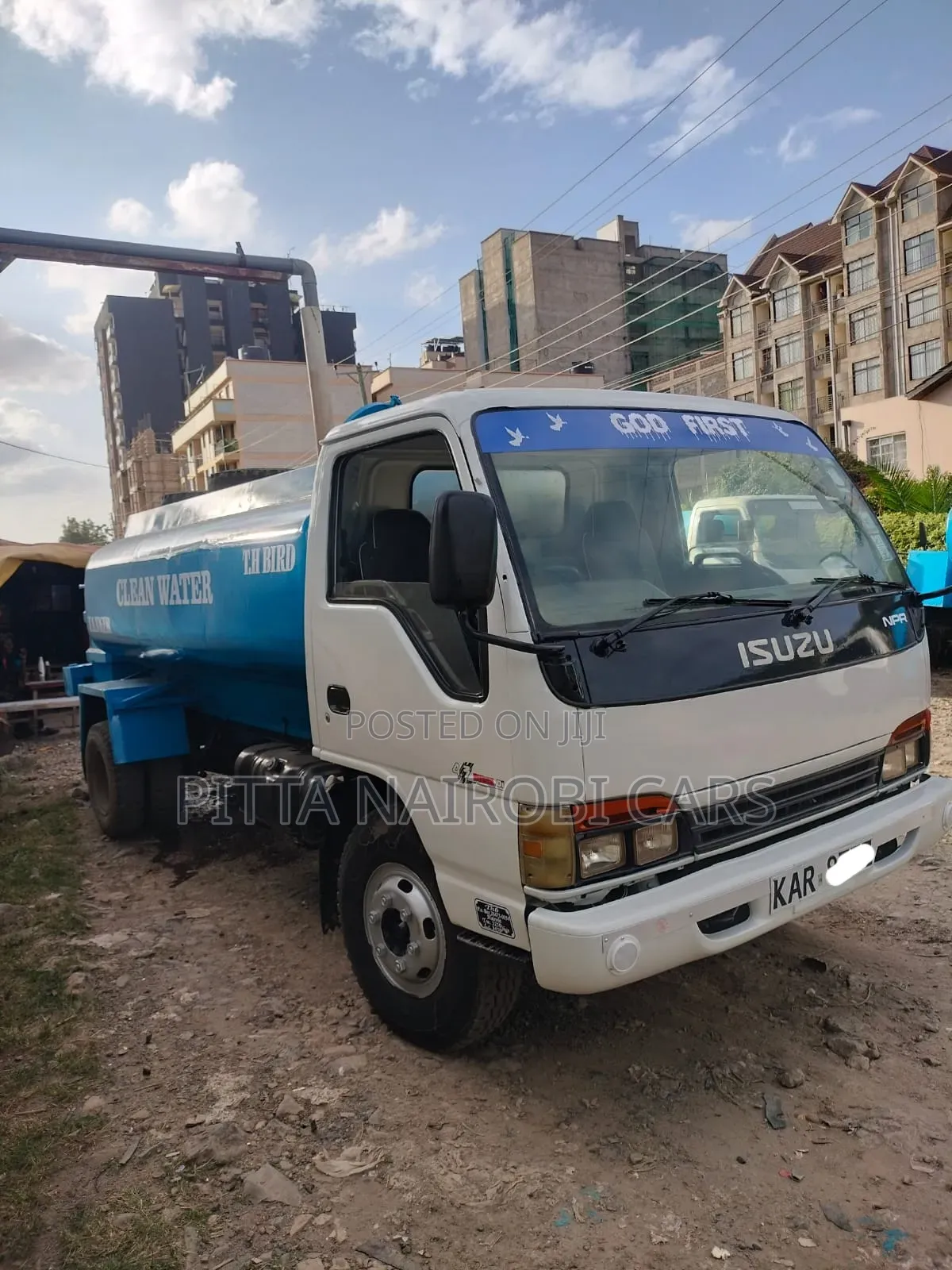 Isuzu NQR Local