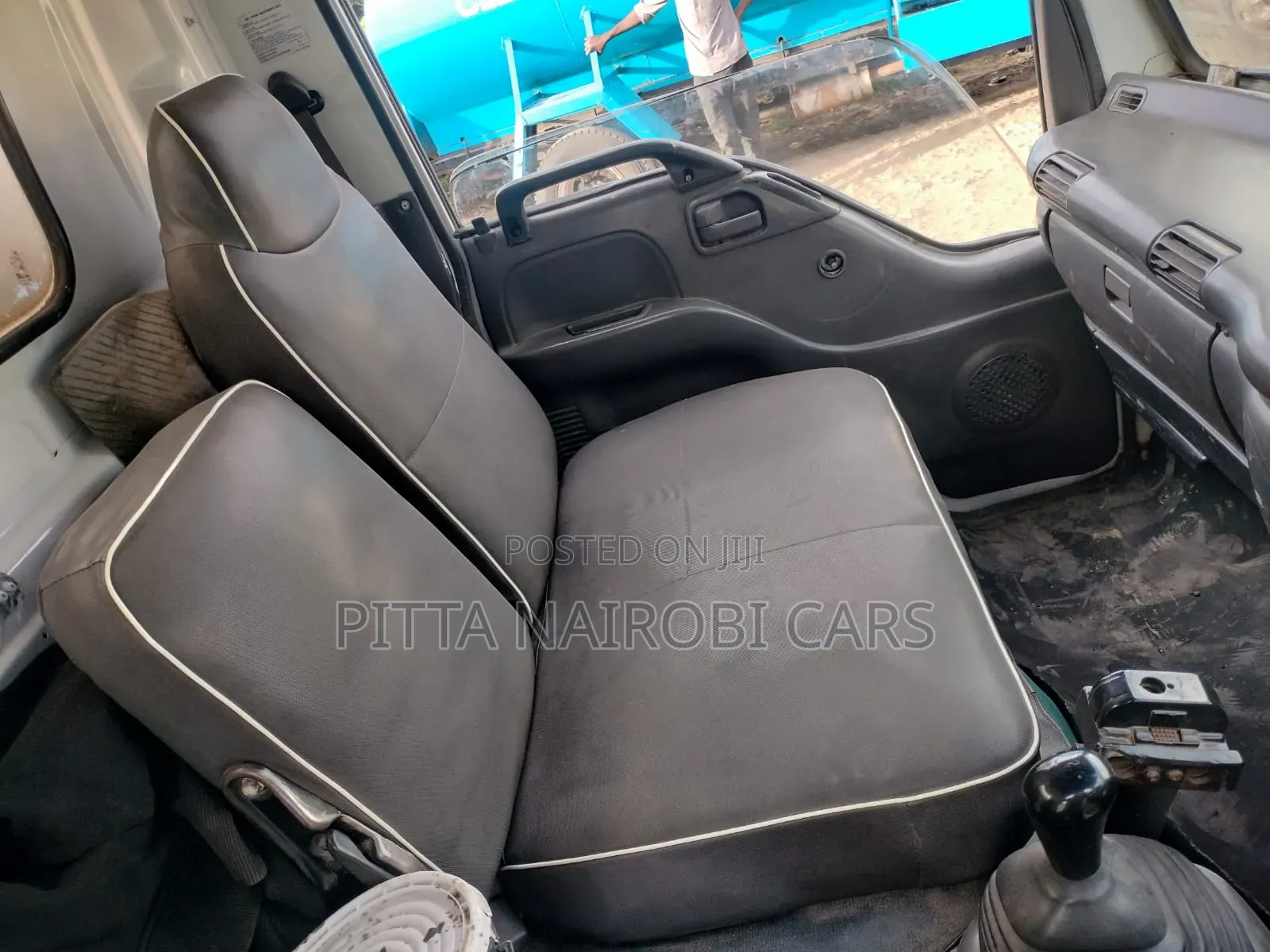Isuzu NQR Local