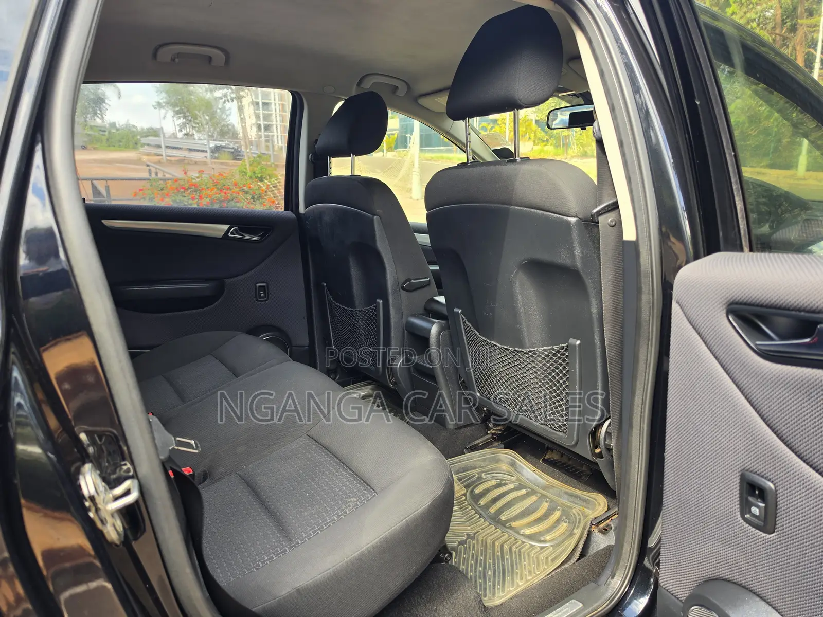 Mercedes-Benz B-Class 2009 Black