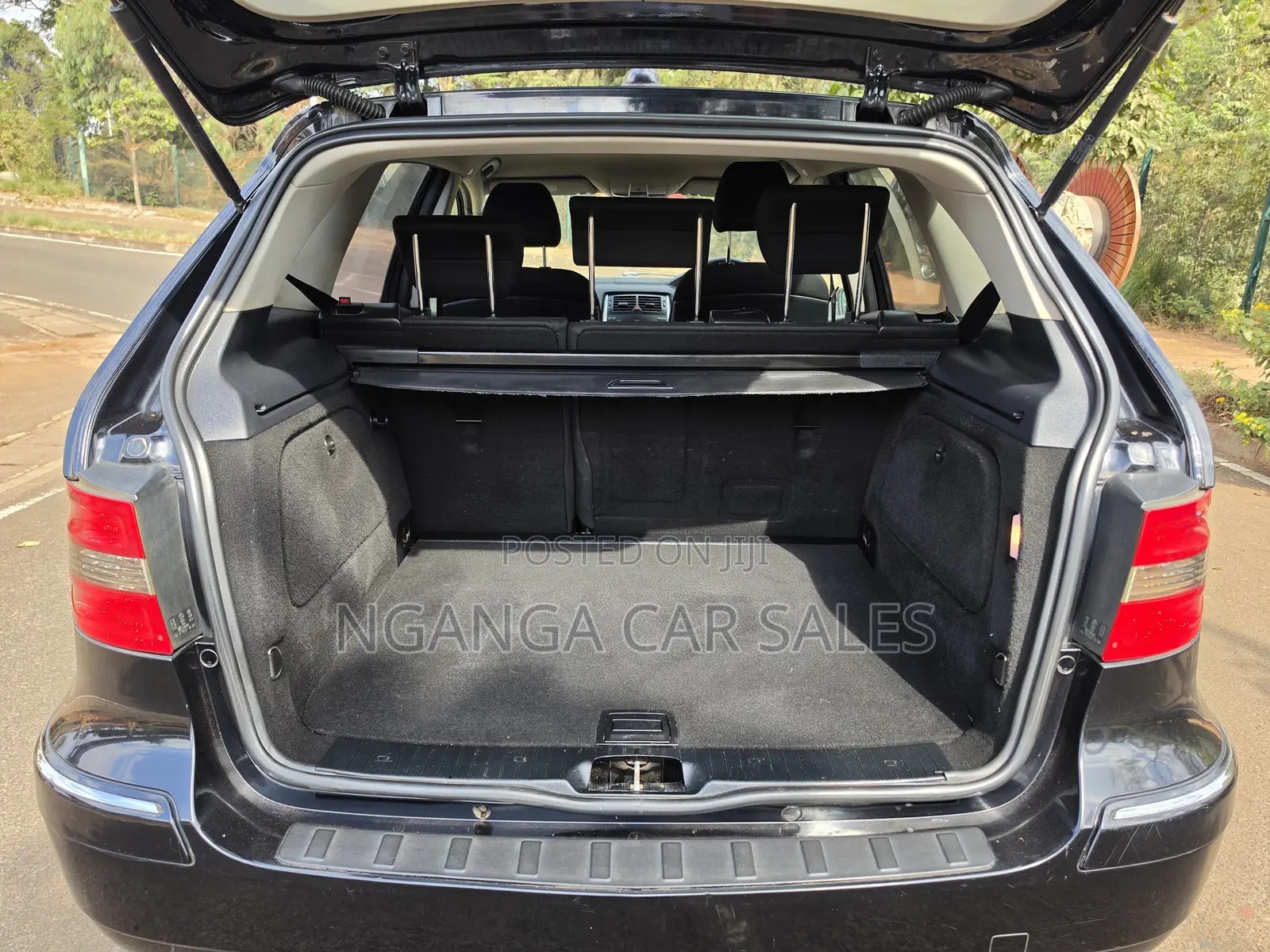 Mercedes-Benz B-Class 2009 Black