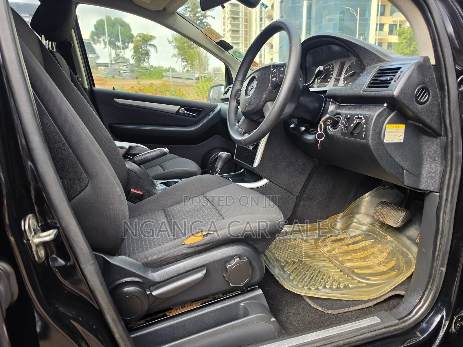 Mercedes-Benz B-Class 2009 Black