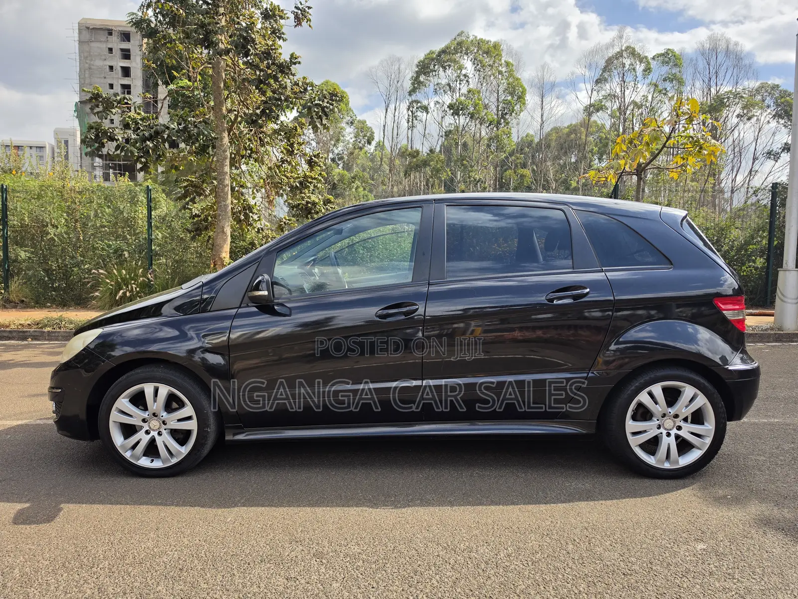 Mercedes-Benz B-Class 2009 Black