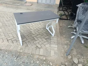 # Office Desk