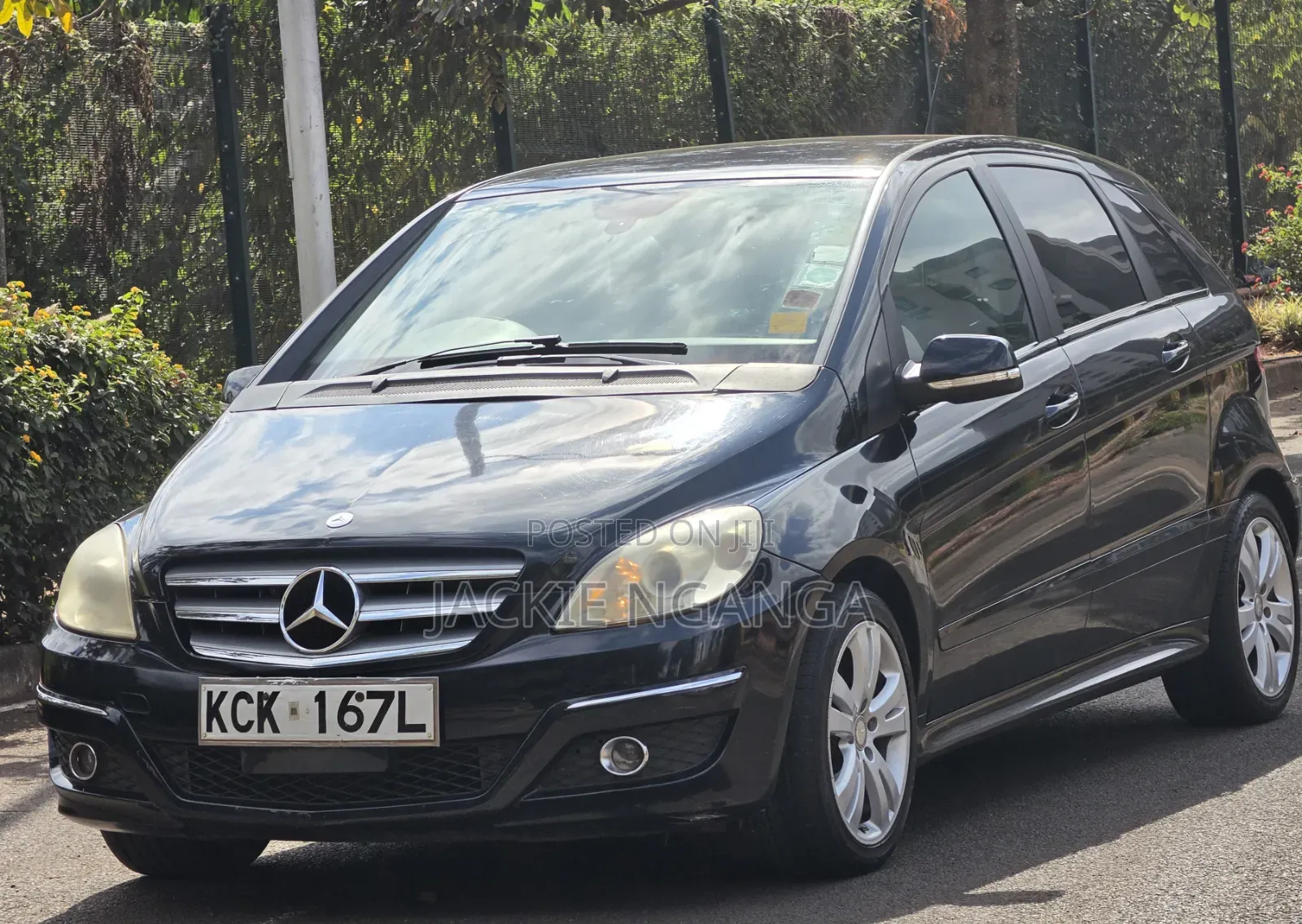 Mercedes-Benz B-Class 2009 Black
