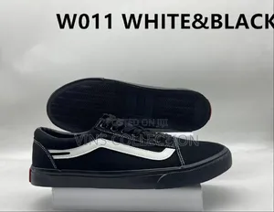 Skater All Black