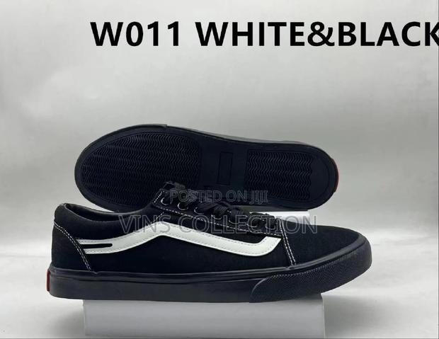 Skater All Black - thumbnail 2