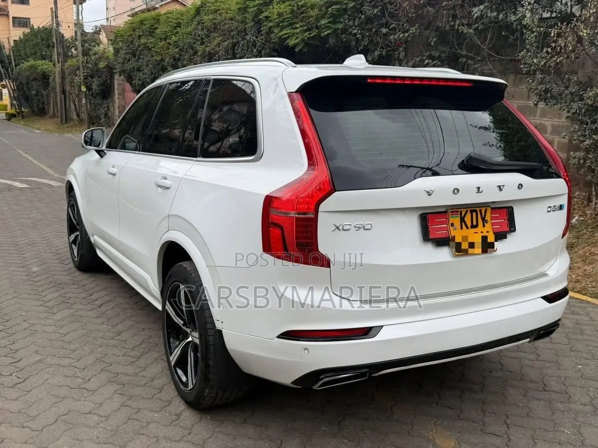 Volvo XC90 T5 R-Design AWD 2019 White