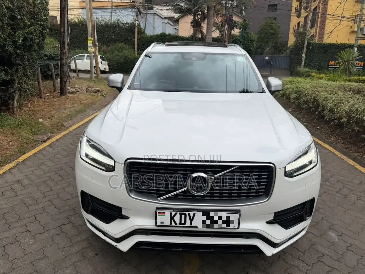 Volvo XC90 T5 R-Design AWD 2019 White
