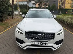 Volvo XC90 T5 R-Design AWD 2019 White