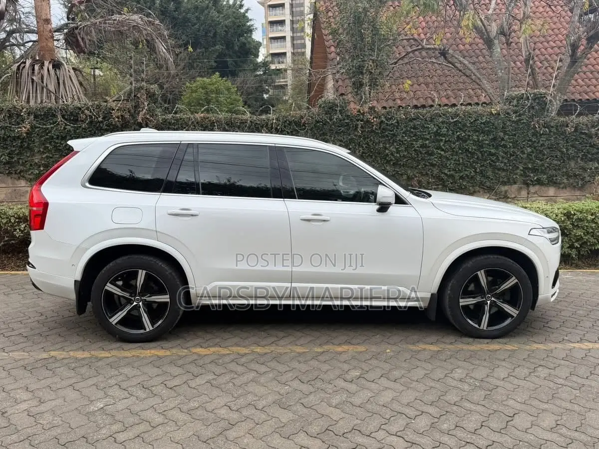 Volvo XC90 T5 R-Design AWD 2019 White