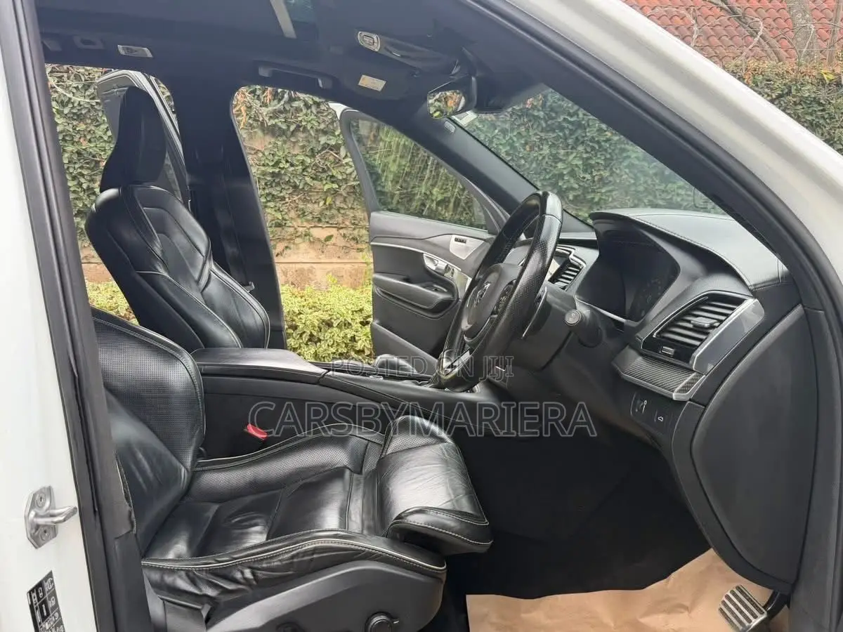 Volvo XC90 T5 R-Design AWD 2019 White